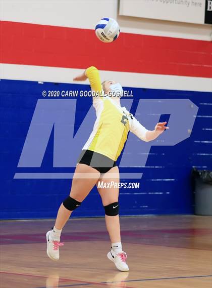 Thumbnail 3 in White Oak @ West Carteret photogallery.
