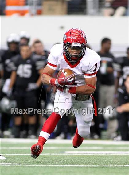Thumbnail 1 in Guyer vs. Cedar Hill (5A Division 2 Region 1 Area Playoffs) photogallery.