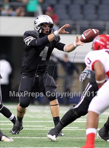 Thumbnail 3 in Guyer vs. Cedar Hill (5A Division 2 Region 1 Area Playoffs) photogallery.