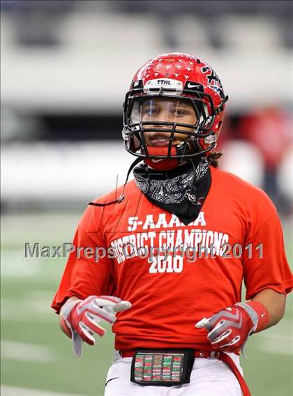 Thumbnail 2 in Guyer vs. Cedar Hill (5A Division 2 Region 1 Area Playoffs) photogallery.