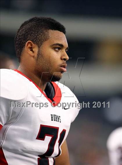 Thumbnail 1 in Guyer vs. Cedar Hill (5A Division 2 Region 1 Area Playoffs) photogallery.