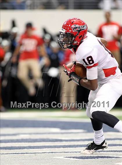 Thumbnail 1 in Guyer vs. Cedar Hill (5A Division 2 Region 1 Area Playoffs) photogallery.