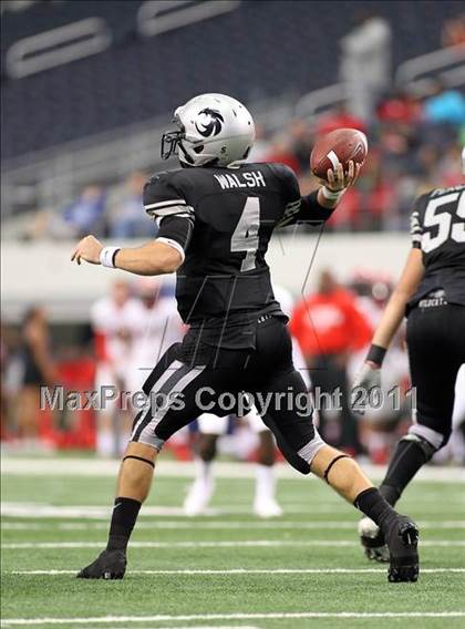 Thumbnail 2 in Guyer vs. Cedar Hill (5A Division 2 Region 1 Area Playoffs) photogallery.