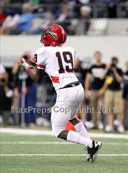 Thumbnail 1 in Guyer vs. Cedar Hill (5A Division 2 Region 1 Area Playoffs) photogallery.