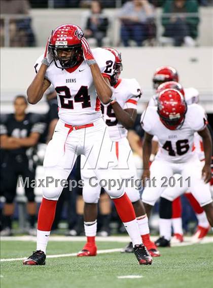 Thumbnail 3 in Guyer vs. Cedar Hill (5A Division 2 Region 1 Area Playoffs) photogallery.