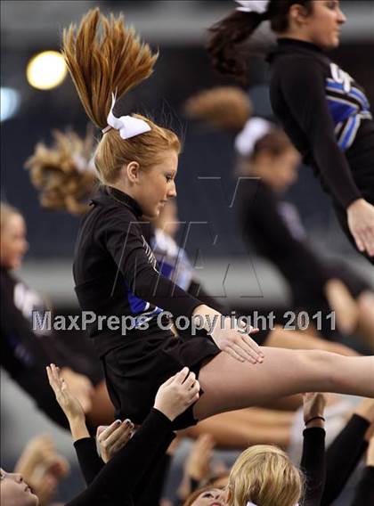 Thumbnail 3 in Guyer vs. Cedar Hill (5A Division 2 Region 1 Area Playoffs) photogallery.