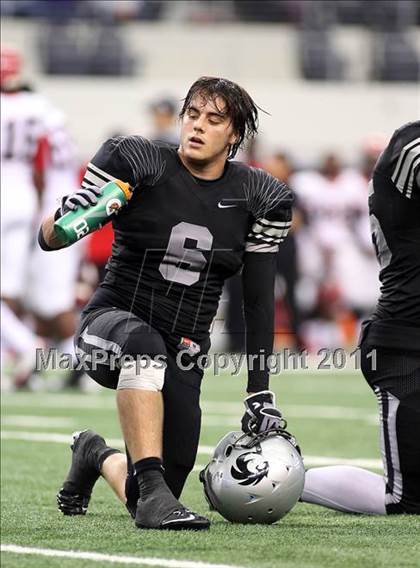 Thumbnail 3 in Guyer vs. Cedar Hill (5A Division 2 Region 1 Area Playoffs) photogallery.