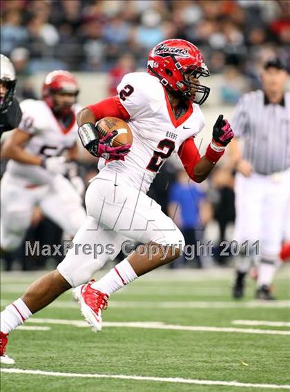 Thumbnail 2 in Guyer vs. Cedar Hill (5A Division 2 Region 1 Area Playoffs) photogallery.