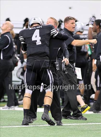 Thumbnail 1 in Guyer vs. Cedar Hill (5A Division 2 Region 1 Area Playoffs) photogallery.