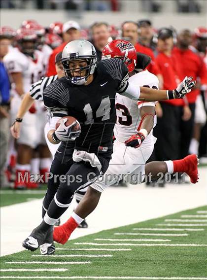 Thumbnail 1 in Guyer vs. Cedar Hill (5A Division 2 Region 1 Area Playoffs) photogallery.