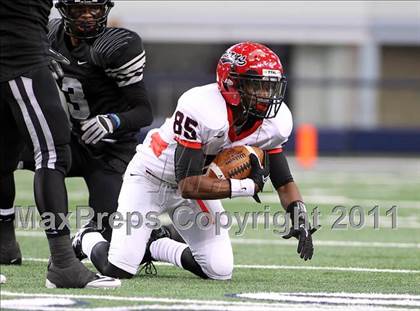 Thumbnail 1 in Guyer vs. Cedar Hill (5A Division 2 Region 1 Area Playoffs) photogallery.