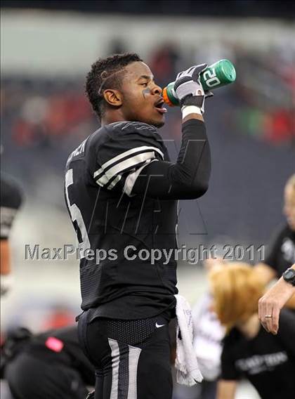 Thumbnail 2 in Guyer vs. Cedar Hill (5A Division 2 Region 1 Area Playoffs) photogallery.