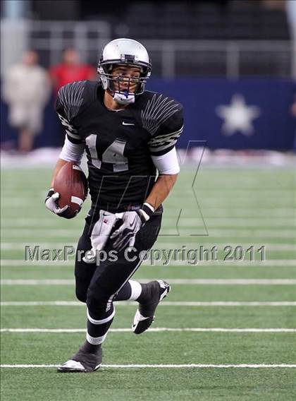 Thumbnail 2 in Guyer vs. Cedar Hill (5A Division 2 Region 1 Area Playoffs) photogallery.