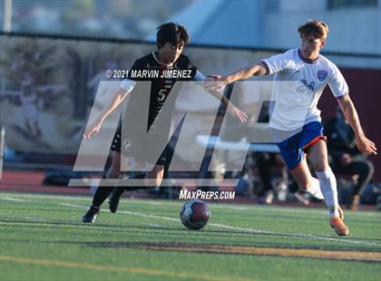 Thumbnail 2 in Oaks Christian vs Westlake photogallery.