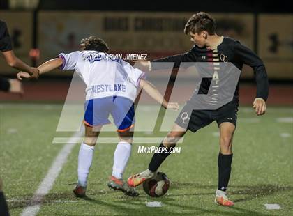 Thumbnail 3 in Oaks Christian vs Westlake photogallery.