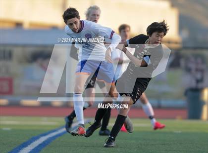Thumbnail 1 in Oaks Christian vs Westlake photogallery.