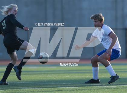 Thumbnail 1 in Oaks Christian vs Westlake photogallery.