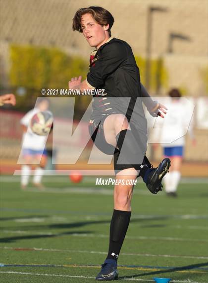 Thumbnail 3 in Oaks Christian vs Westlake photogallery.