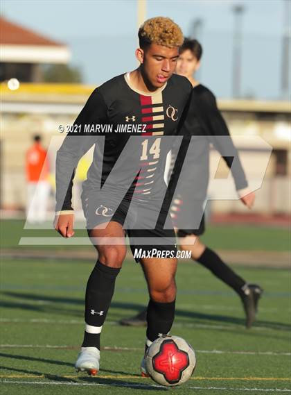 Thumbnail 2 in Oaks Christian vs Westlake photogallery.