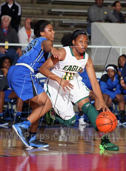 Thumbnail 2 in Cypress Falls vs. North Crowley (McDonald's Texas Invitational) photogallery.
