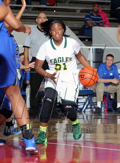 Thumbnail 2 in Cypress Falls vs. North Crowley (McDonald's Texas Invitational) photogallery.