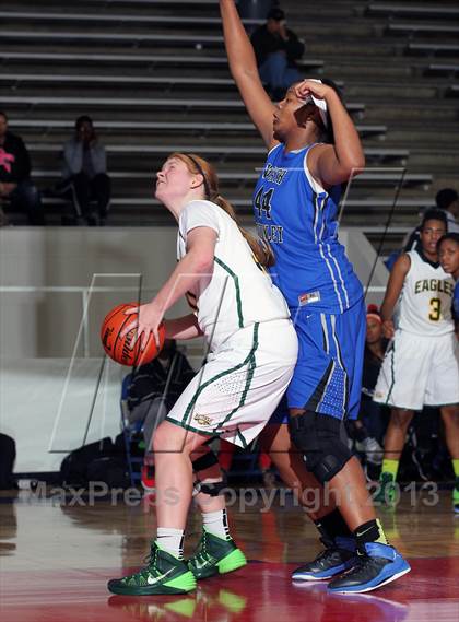 Thumbnail 1 in Cypress Falls vs. North Crowley (McDonald's Texas Invitational) photogallery.