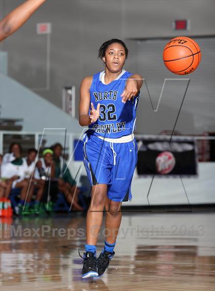 Thumbnail 1 in Cypress Falls vs. North Crowley (McDonald's Texas Invitational) photogallery.