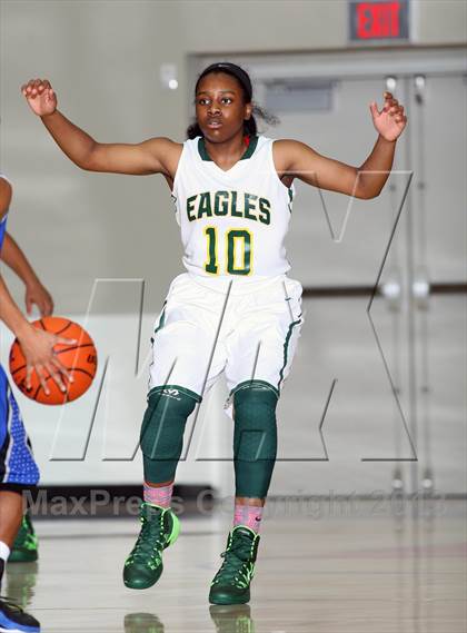 Thumbnail 3 in Cypress Falls vs. North Crowley (McDonald's Texas Invitational) photogallery.
