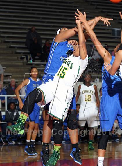 Thumbnail 3 in Cypress Falls vs. North Crowley (McDonald's Texas Invitational) photogallery.
