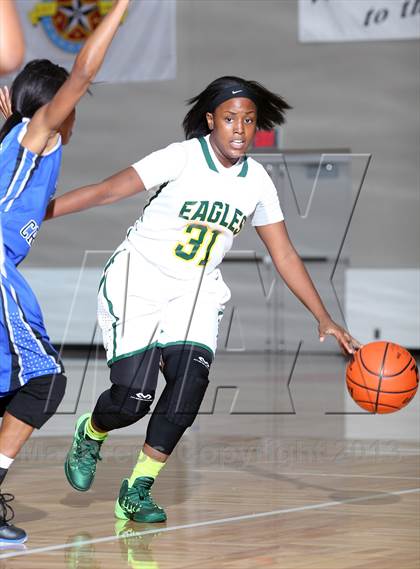 Thumbnail 3 in Cypress Falls vs. North Crowley (McDonald's Texas Invitational) photogallery.