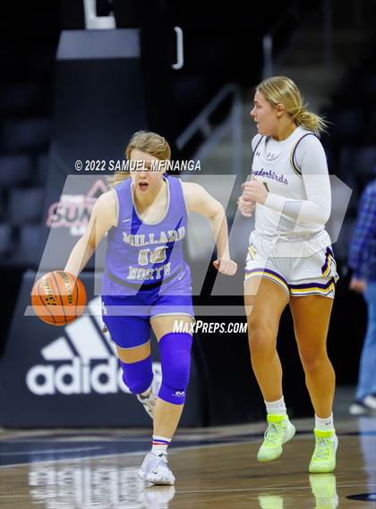 Thumbnail 2 in Bellevue West vs. Millard North photogallery.