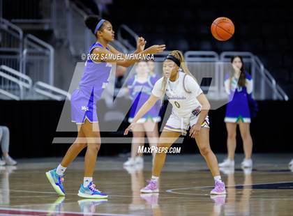 Thumbnail 2 in Bellevue West vs. Millard North photogallery.