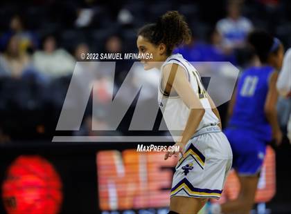 Thumbnail 3 in Bellevue West vs. Millard North photogallery.