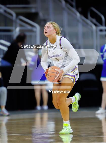 Thumbnail 3 in Bellevue West vs. Millard North photogallery.