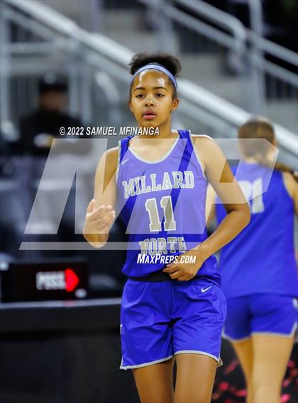 Thumbnail 3 in Bellevue West vs. Millard North photogallery.