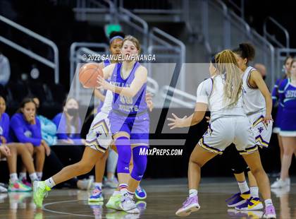 Thumbnail 1 in Bellevue West vs. Millard North photogallery.