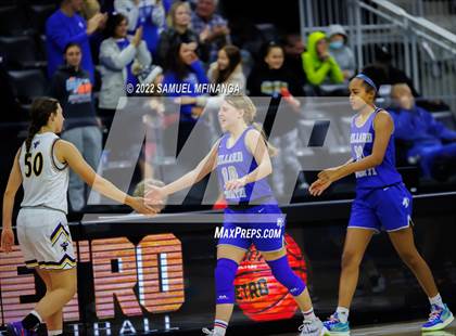 Thumbnail 2 in Bellevue West vs. Millard North photogallery.
