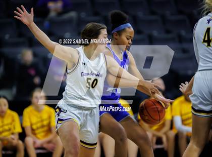 Thumbnail 2 in Bellevue West vs. Millard North photogallery.