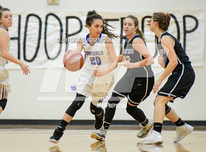 Thumbnail 2 in McMullen County vs. Moulton (UIL 1A Quarterfinal Playoffs) photogallery.