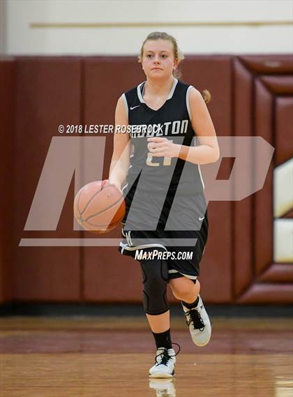 Thumbnail 1 in McMullen County vs. Moulton (UIL 1A Quarterfinal Playoffs) photogallery.