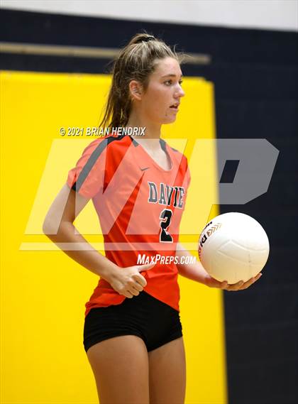 Thumbnail 1 in Davie @ South Iredell photogallery.