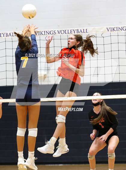 Thumbnail 1 in Davie @ South Iredell photogallery.