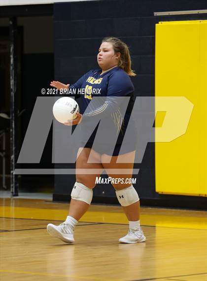 Thumbnail 3 in Davie @ South Iredell photogallery.