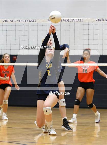 Thumbnail 3 in Davie @ South Iredell photogallery.
