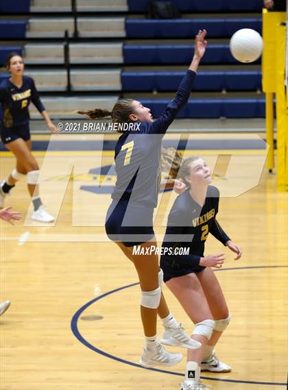 Thumbnail 1 in Davie @ South Iredell photogallery.