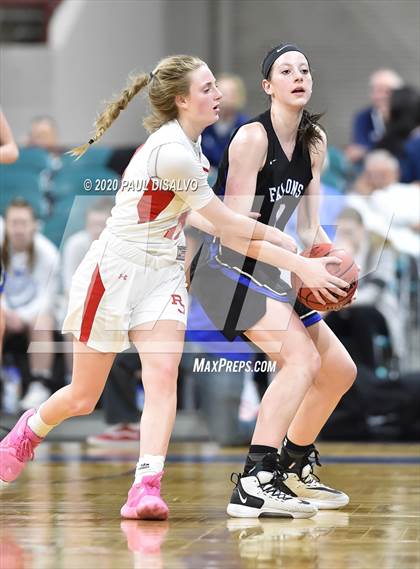 Thumbnail 1 in Highlands Ranch vs. Regis Jesuit (CHSAA 5A Great 8) photogallery.