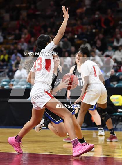 Thumbnail 3 in Highlands Ranch vs. Regis Jesuit (CHSAA 5A Great 8) photogallery.