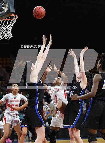 Thumbnail 2 in Highlands Ranch vs. Regis Jesuit (CHSAA 5A Great 8) photogallery.