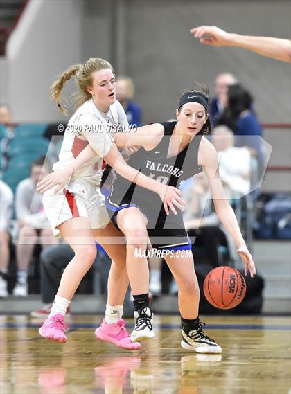 Thumbnail 1 in Highlands Ranch vs. Regis Jesuit (CHSAA 5A Great 8) photogallery.