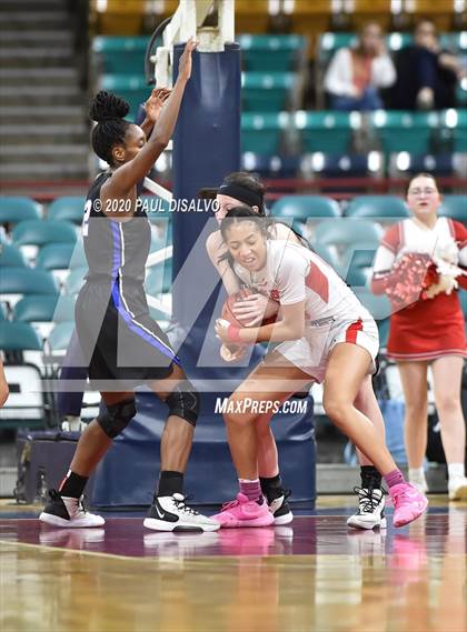 Thumbnail 1 in Highlands Ranch vs. Regis Jesuit (CHSAA 5A Great 8) photogallery.